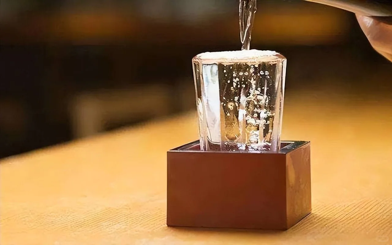 闻香识酒
