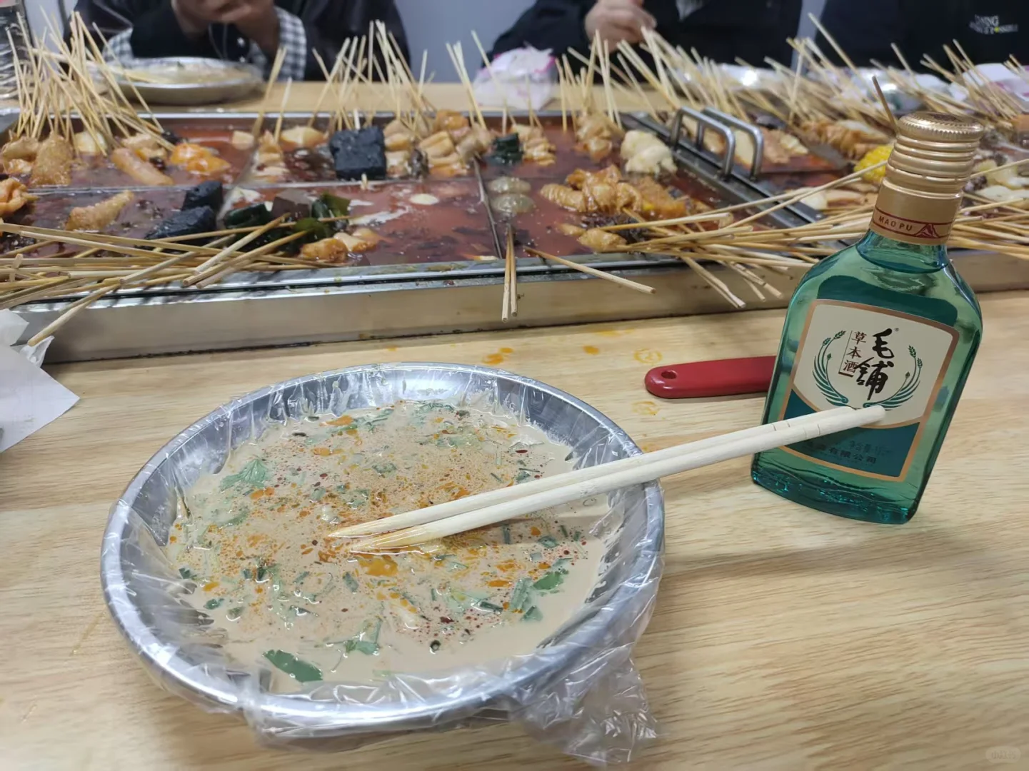 街边串串局!女生也能喝的白酒终于挖到了
