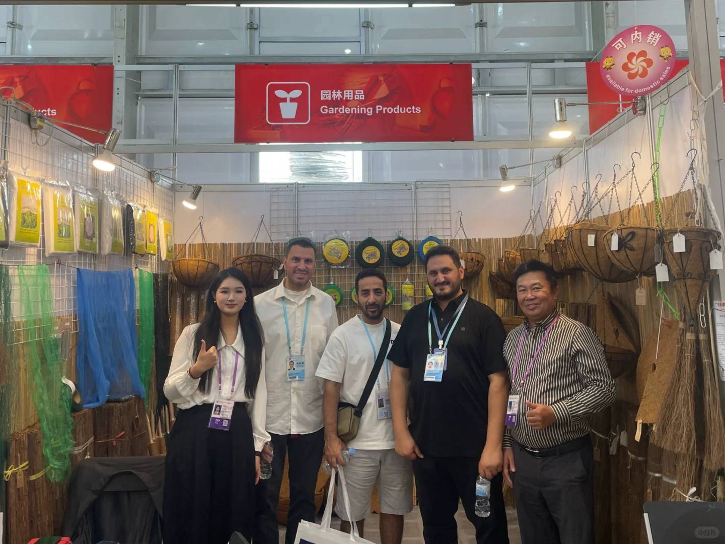 05女大又又勇闯广交会当翻译