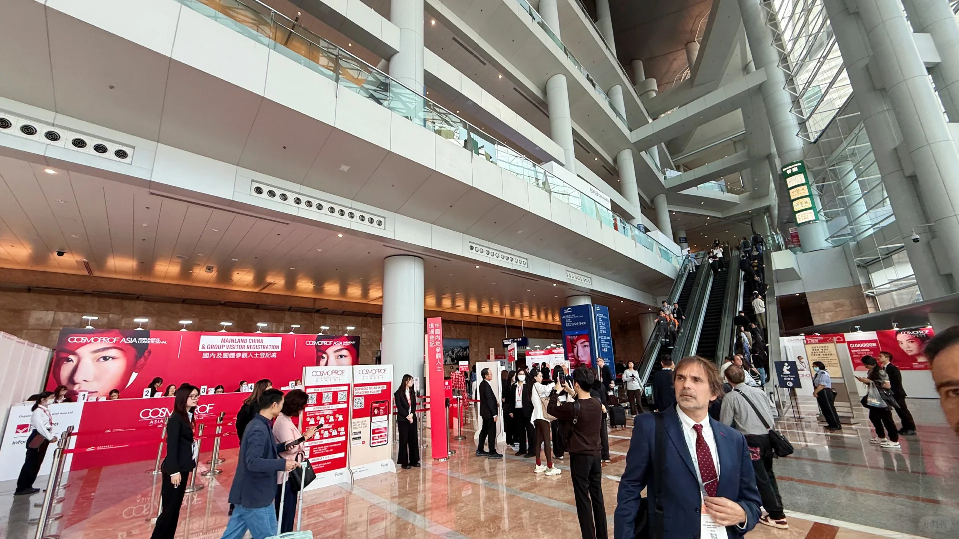 Homart 亮相香港亚太美容展|现场好热闹!