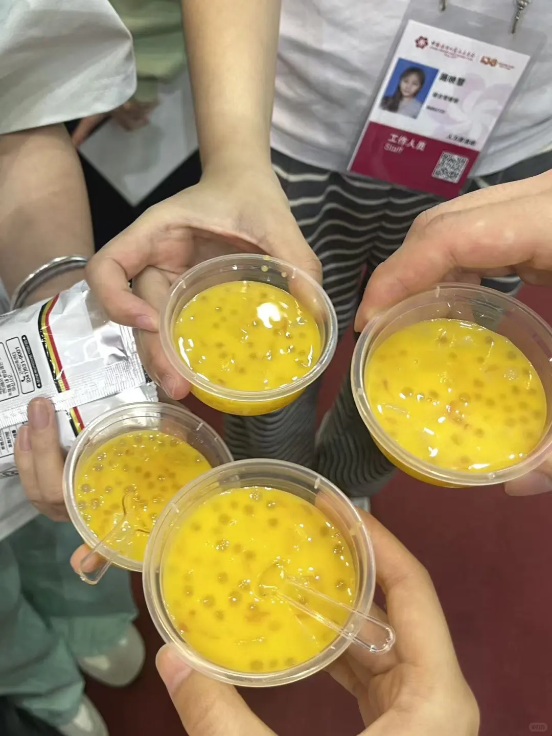 我在广交会吃撑了....