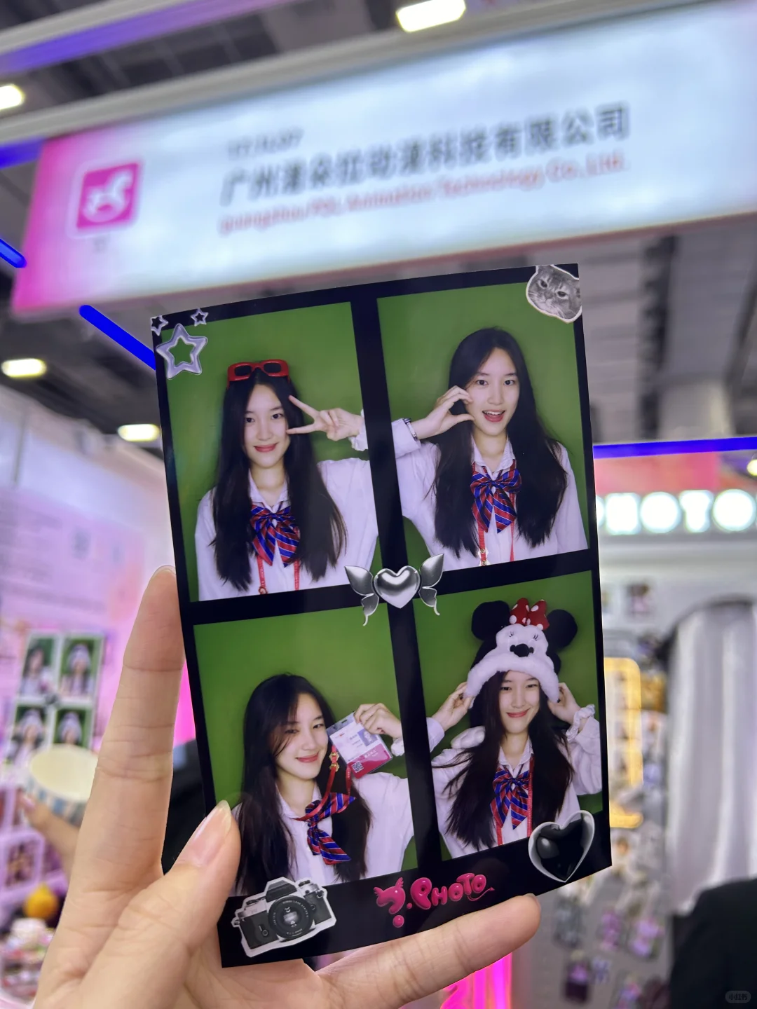 广交会这里可以免费拍大头贴