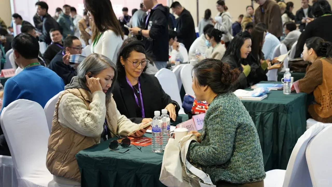 2025青岛纺织展采购订单对接会场面火爆