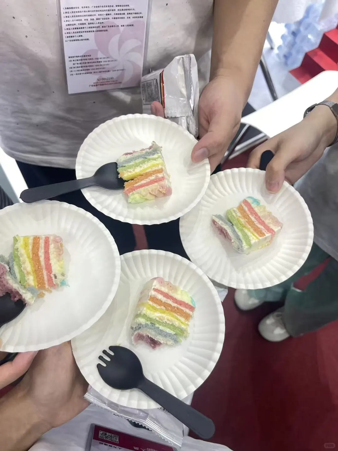 我在广交会吃撑了....