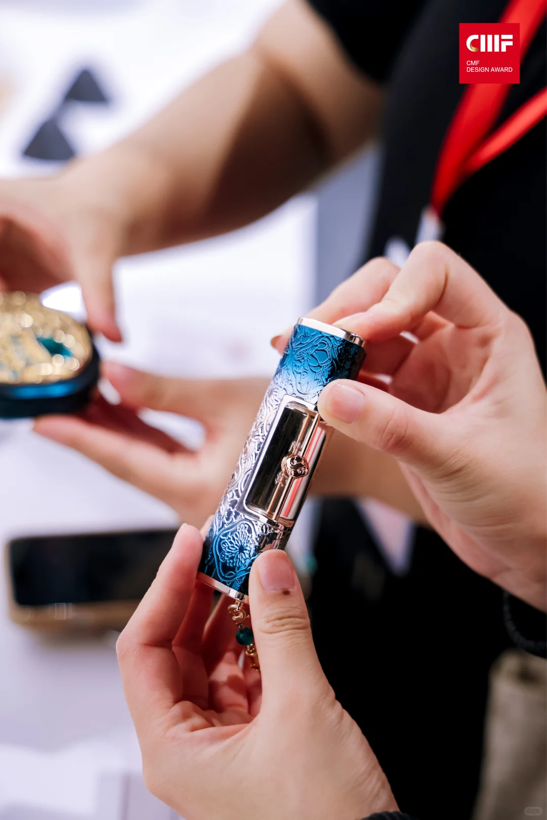 深圳新地标来了?全球首个CMF设计馆开放