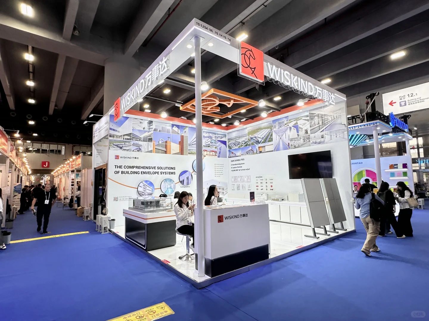 广交会双面开展台就这样设计！