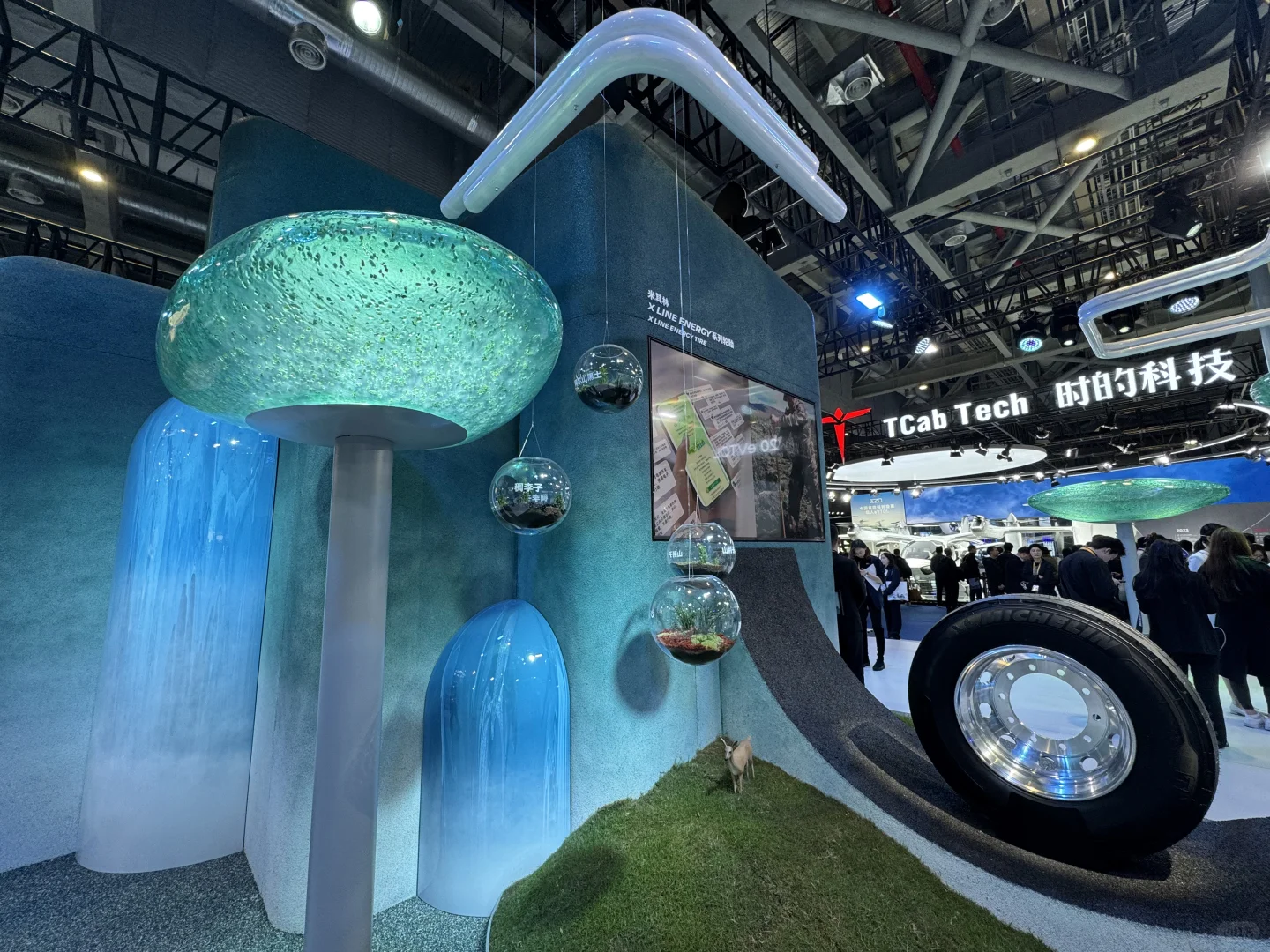 进博会的山河图 值得一个最佳展台创意奖吗