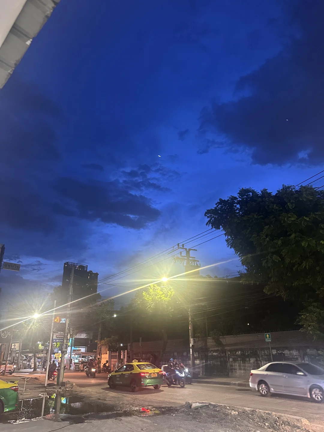 展会第二天一切在变好