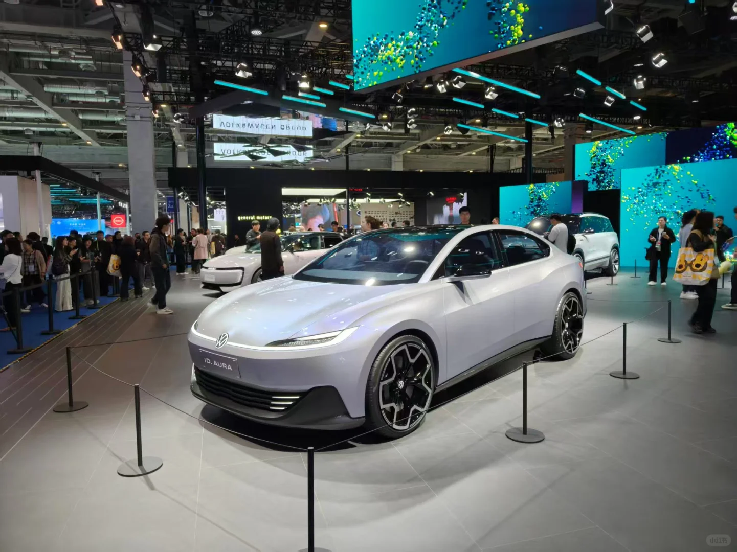 进博会大众集团展台 竟然还有经典车