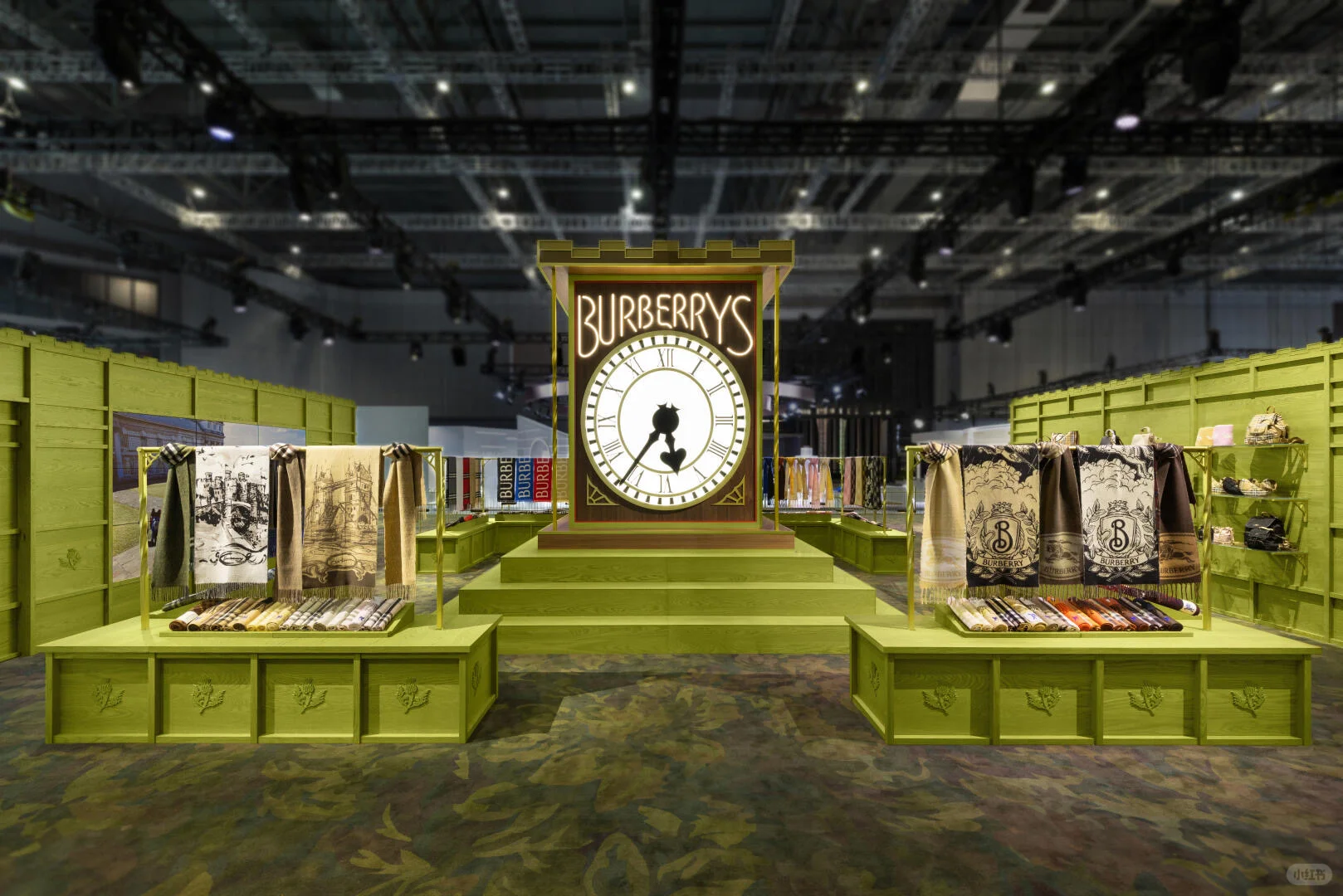 进博会观察? 解码Burberry时钟车站与互动