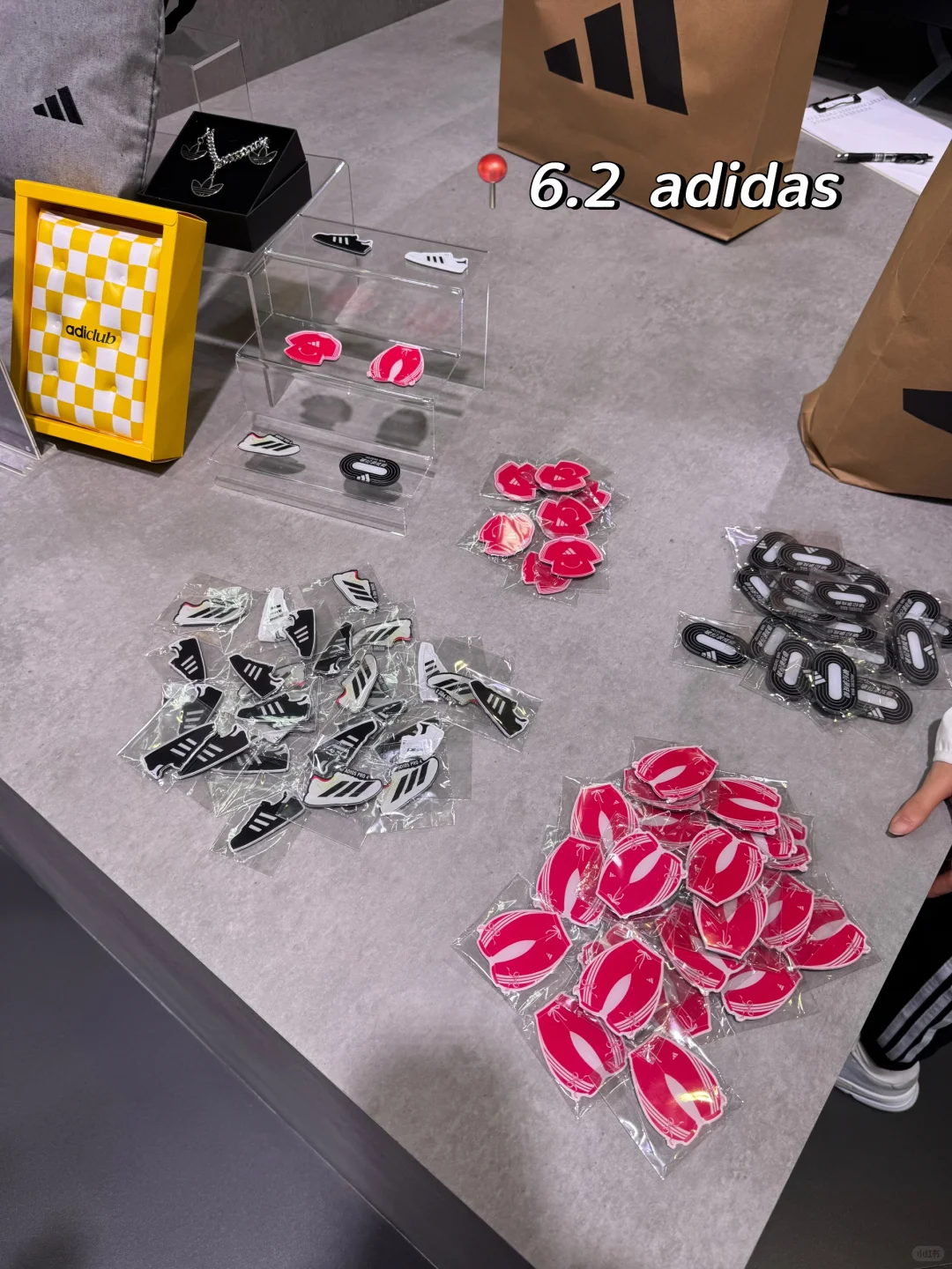 路人说看着高知 实则在进博会领国际鸡蛋?