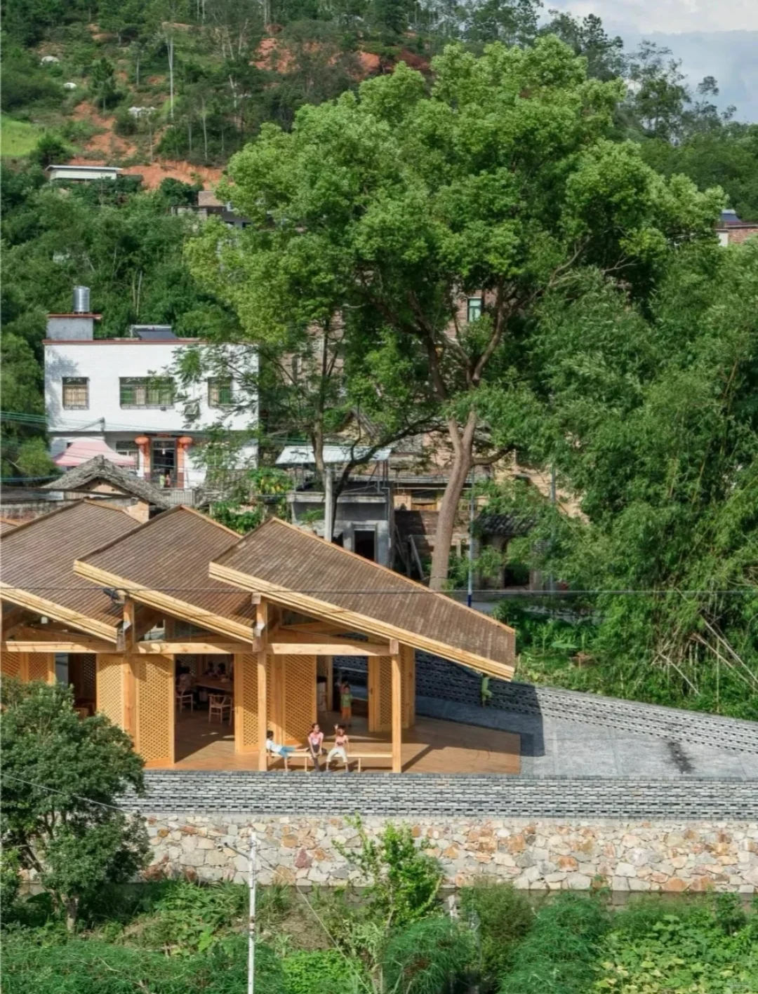 ? 乡村旅游新篇章：因地制宜，共赴美好