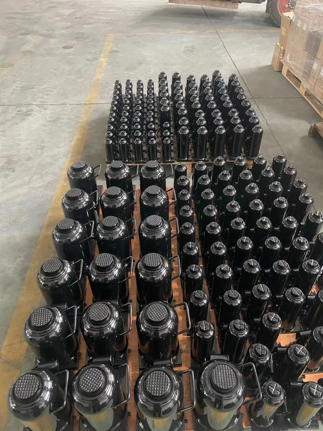 立式液压千斤顶