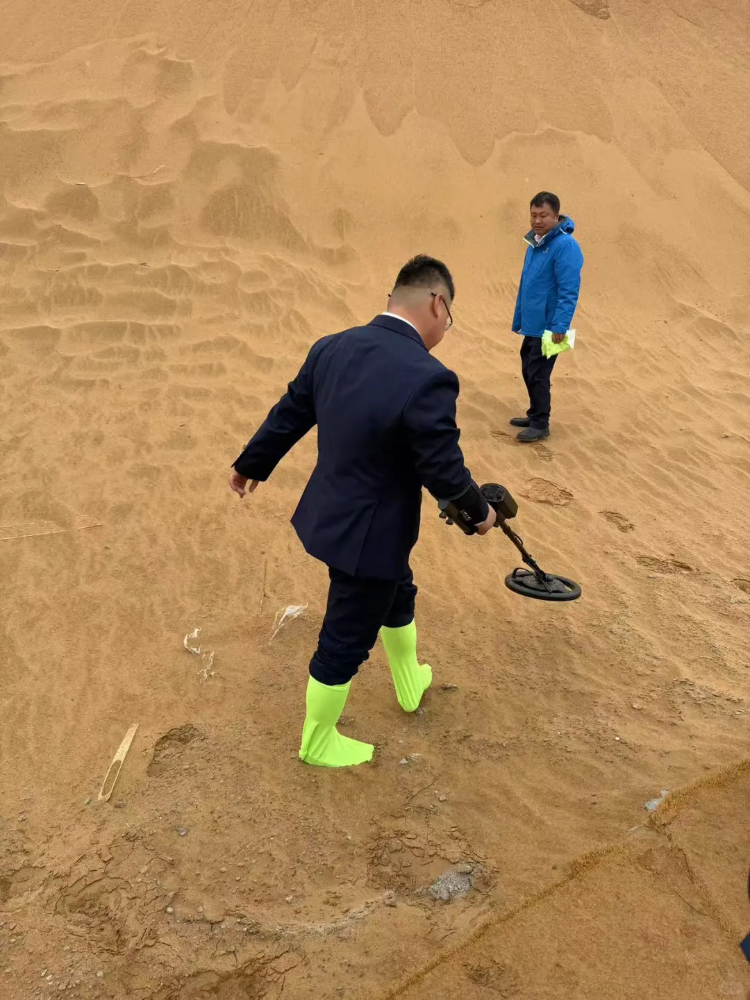 沙漠手机失而复得