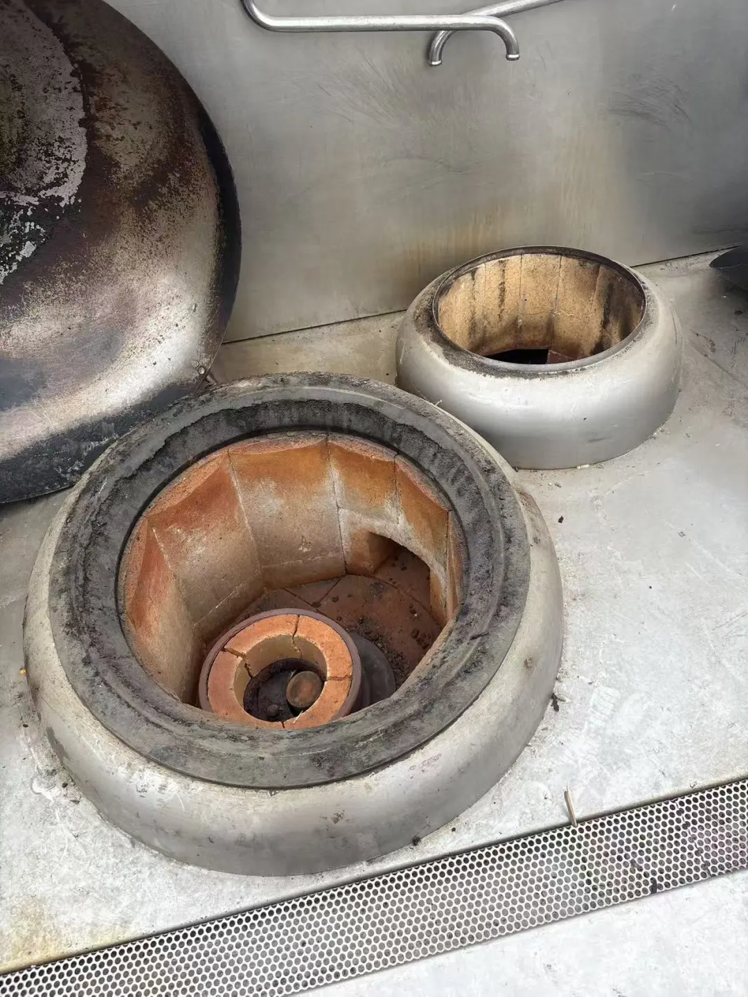 多伦多最大二手餐馆设备公司