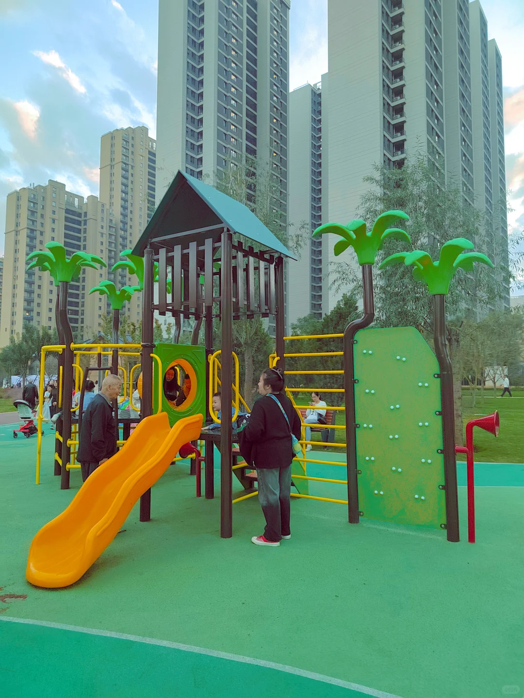 免费遛娃新地标，红旗铁路公园嗨玩一整天！