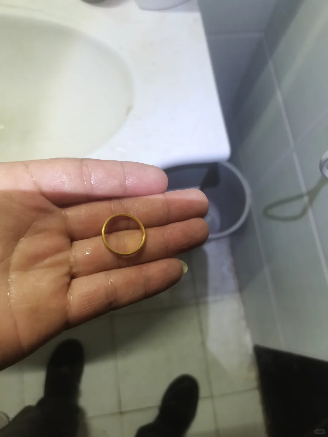 江苏东海县成功打捞戒指