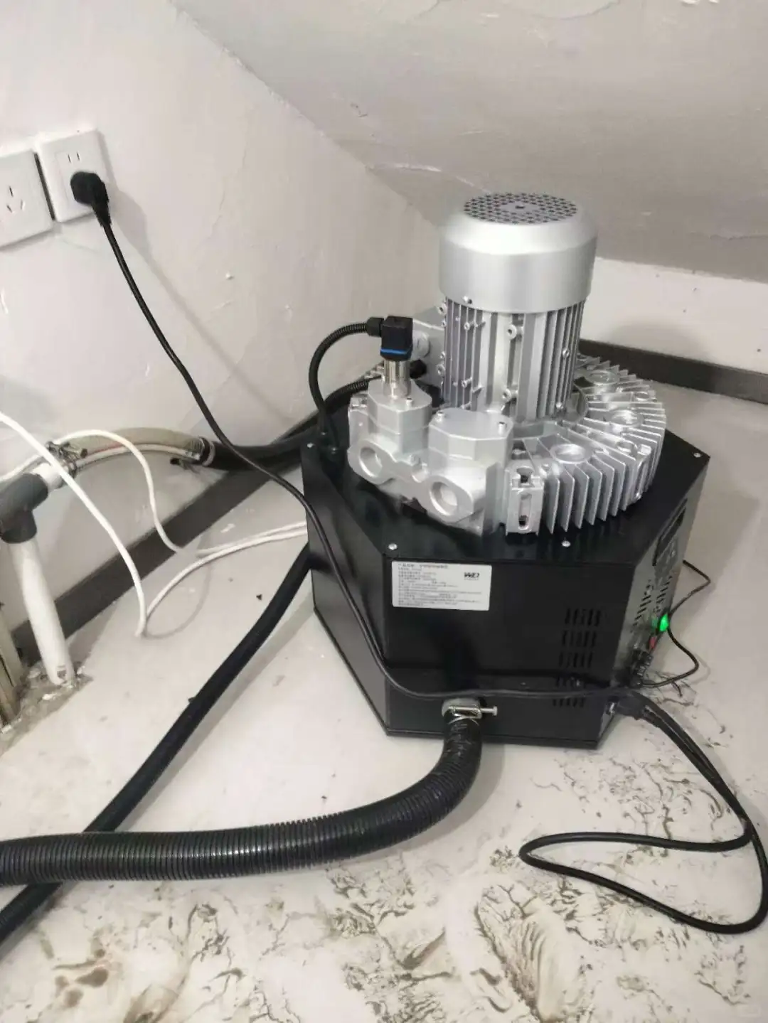 口腔设备生产商