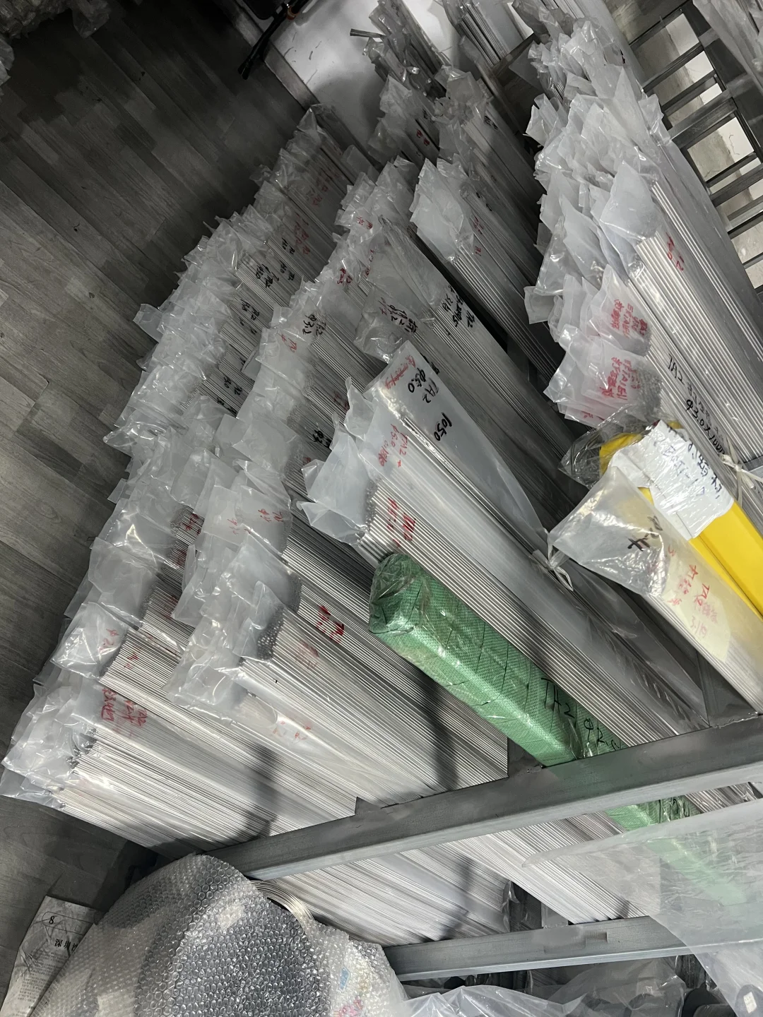 TC4 钛合金：性能、应用与组织结构解析