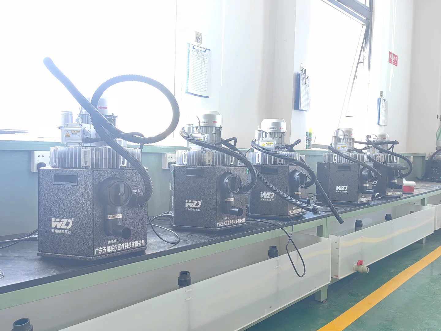 口腔设备生产商