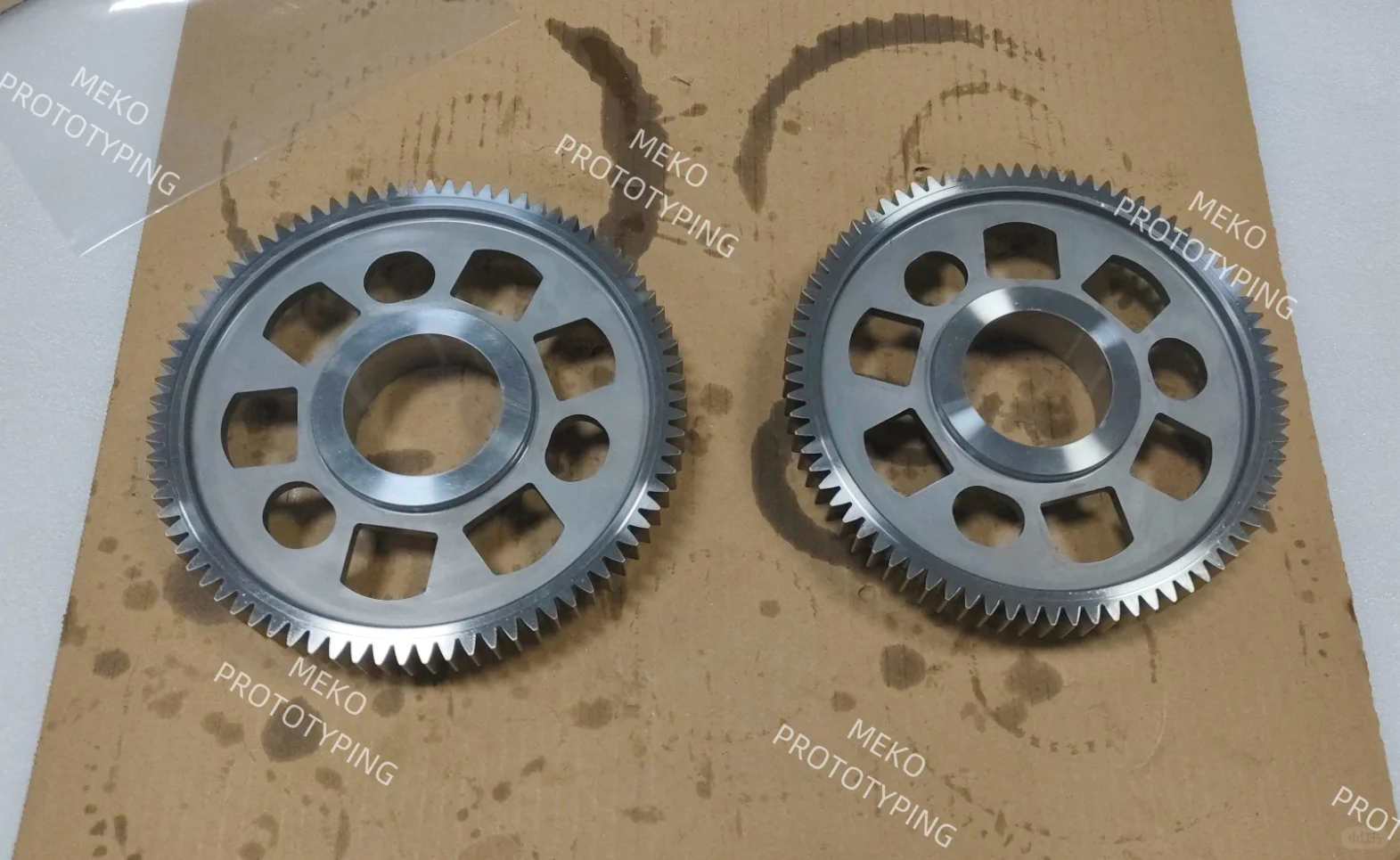 这种精密零件就交给我们吧！