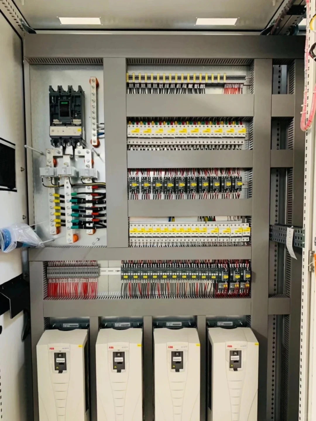 滁州PLC控制柜、电气控制柜、编程调试。