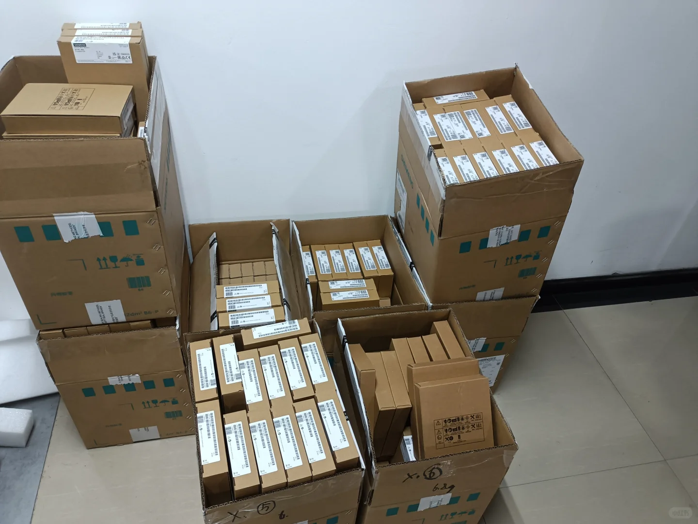 专做plc 变频器 200smart ……?需要采购➕➕➕