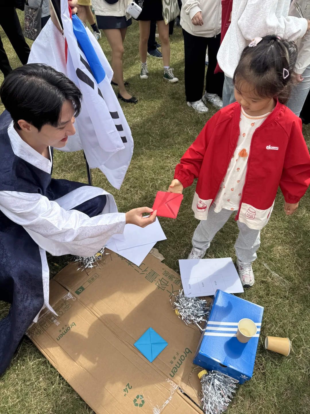 华师大国际文化节的记忆｜穿韩服的一天??