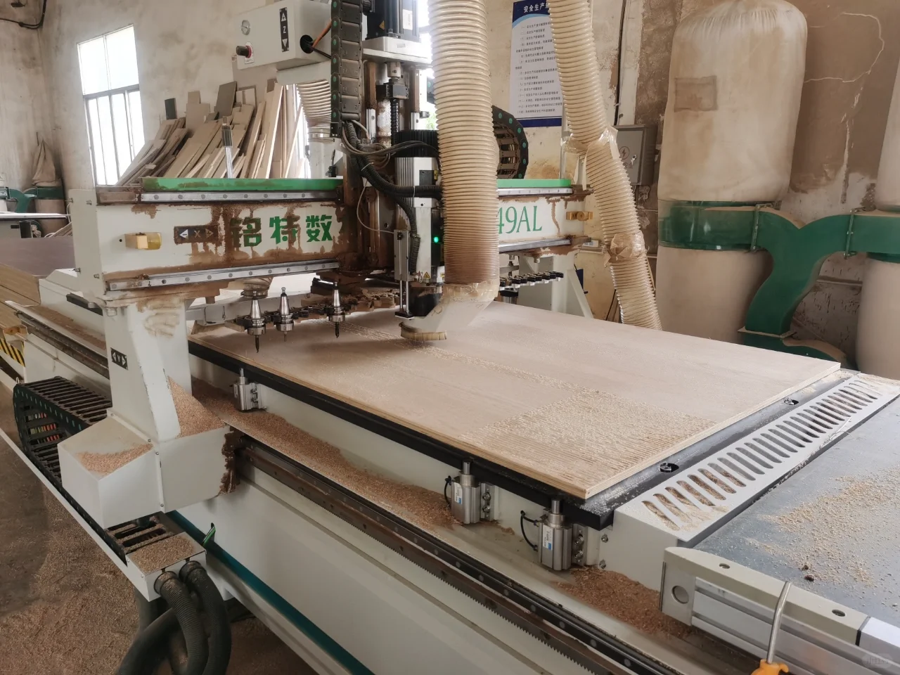 一篇图文告诉你开条全屋定制生产线有多简单