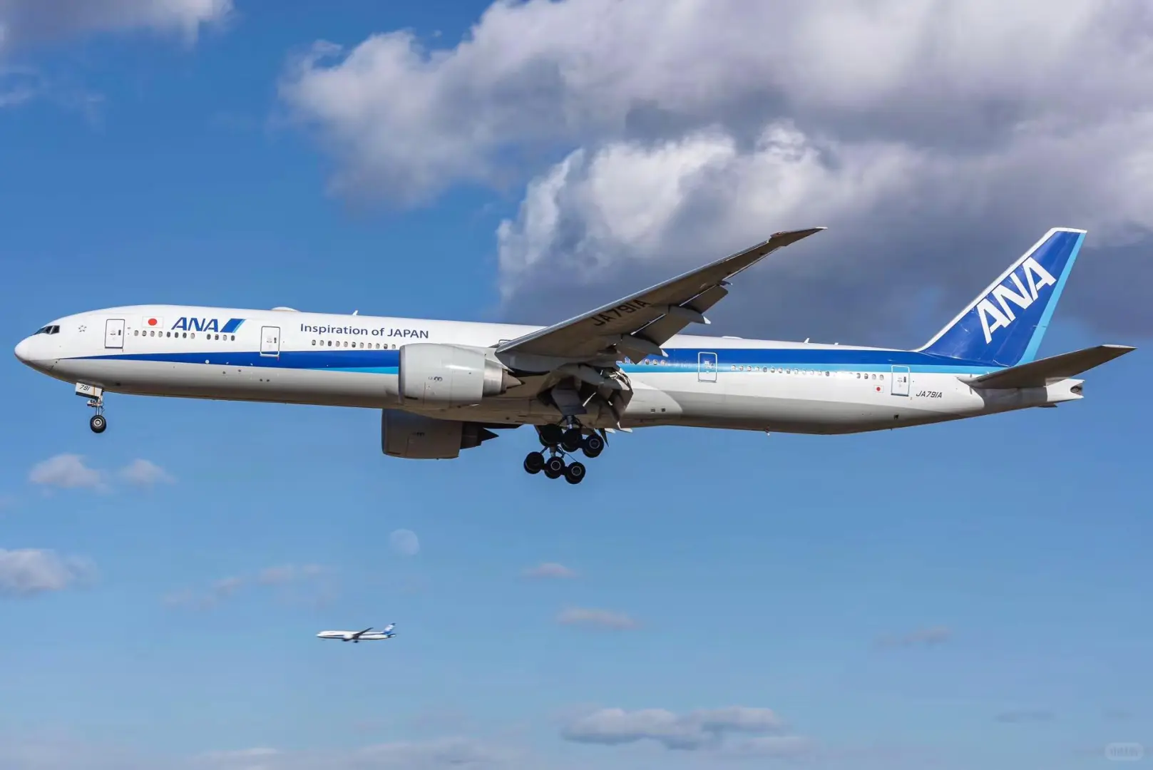 全球6大拍机圣地！客机同屏起飞名场面