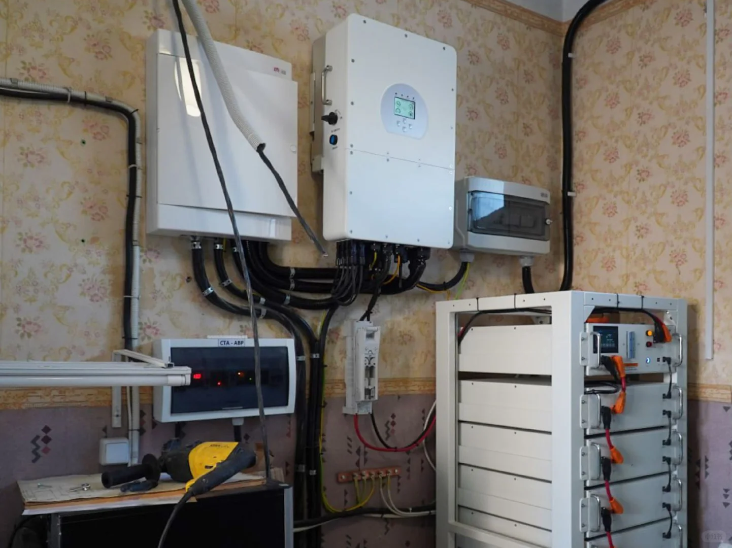 20kW储能系统实测:8小时保障用电不断电