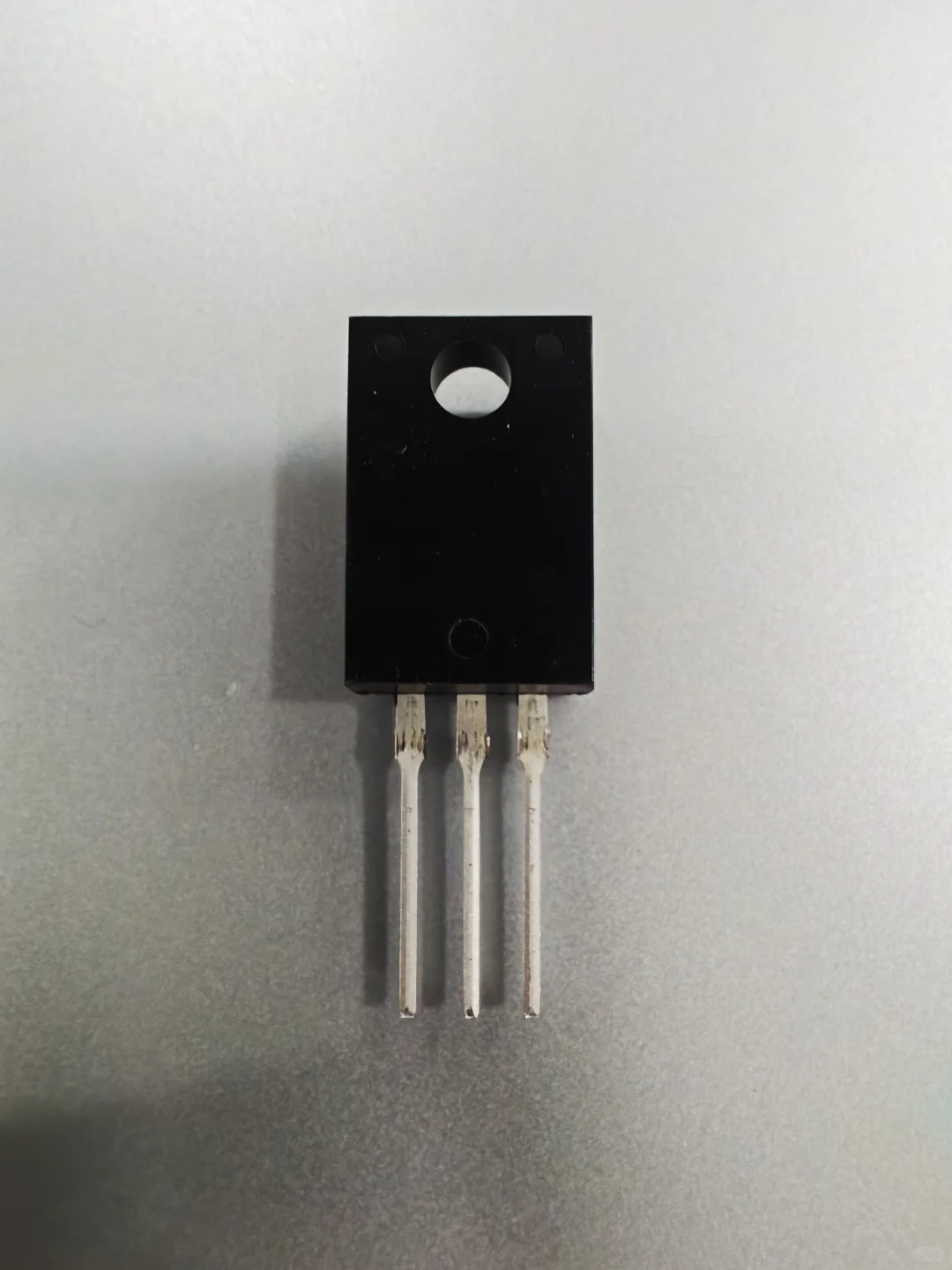 精品大电流快恢复管 SF2006FCT