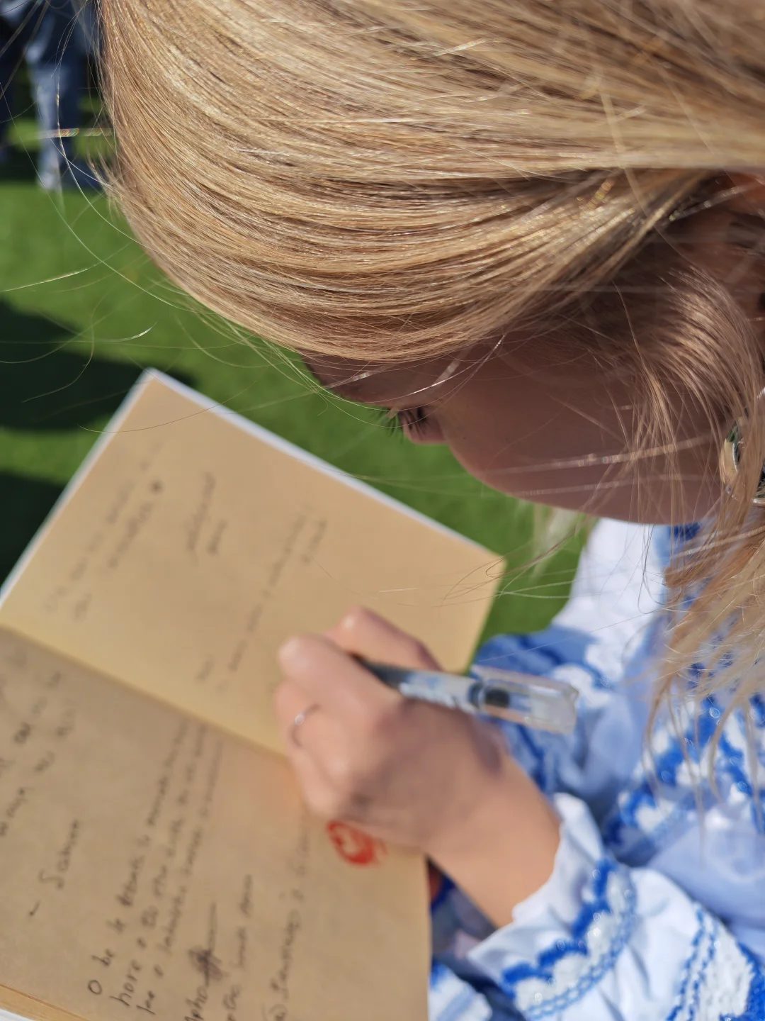 中财｜当你把日记本带到国际文化交流节……