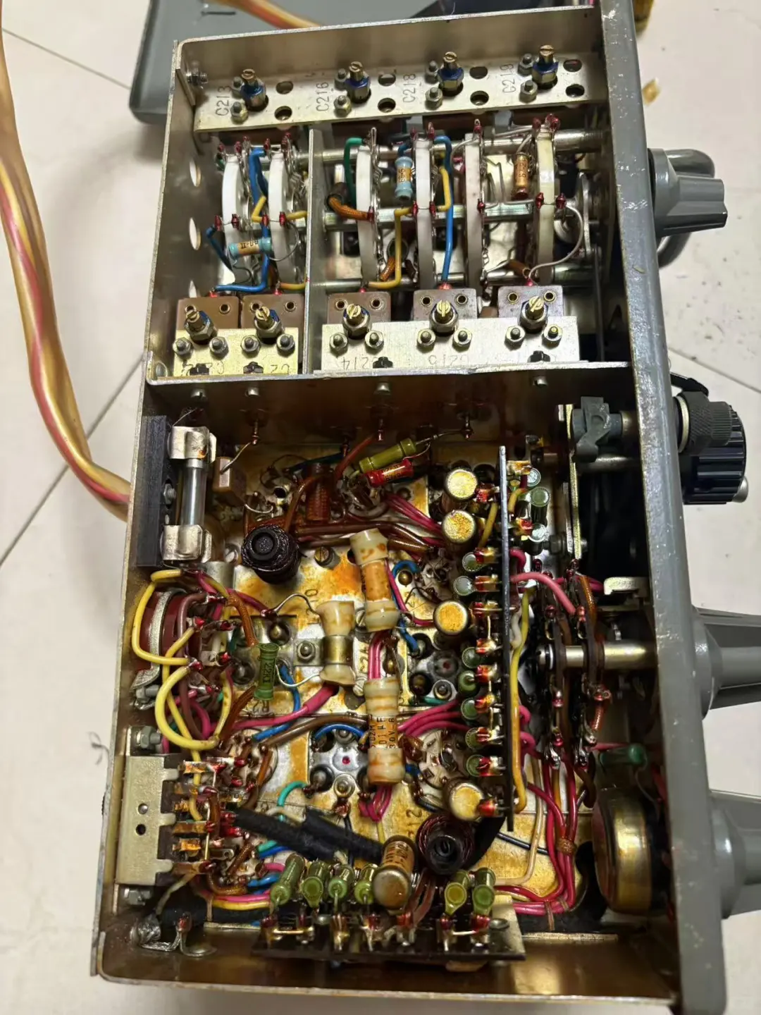 雅 俗 共 赏、雅 俗 共 赏、