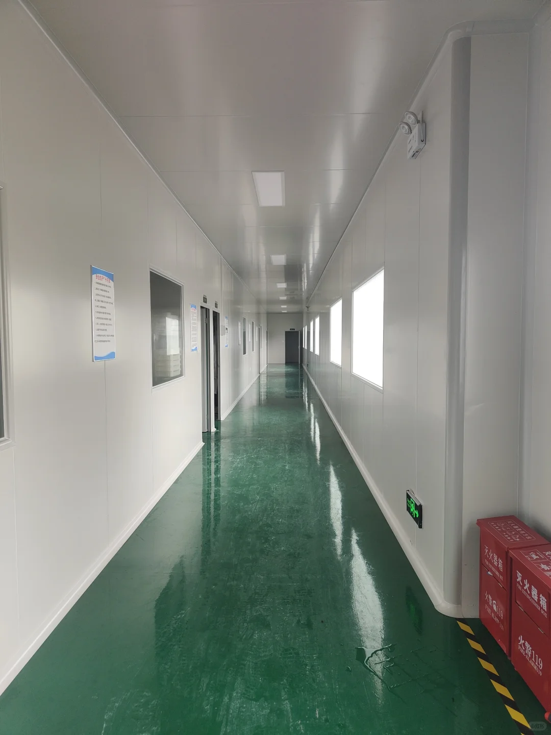 食品加工厂，使用1年，1350平，直接办证