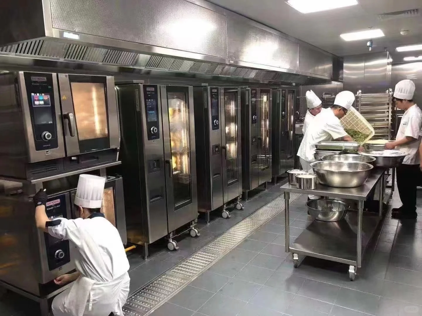 食品加工厂(中央厨房)实拍