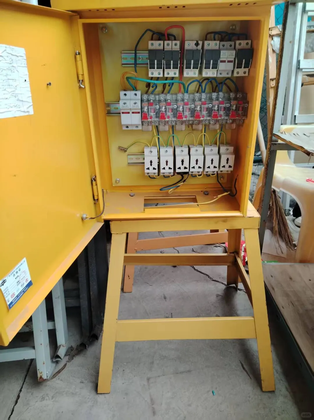 发电机+电箱+电缆线这样搞，省预算还省地