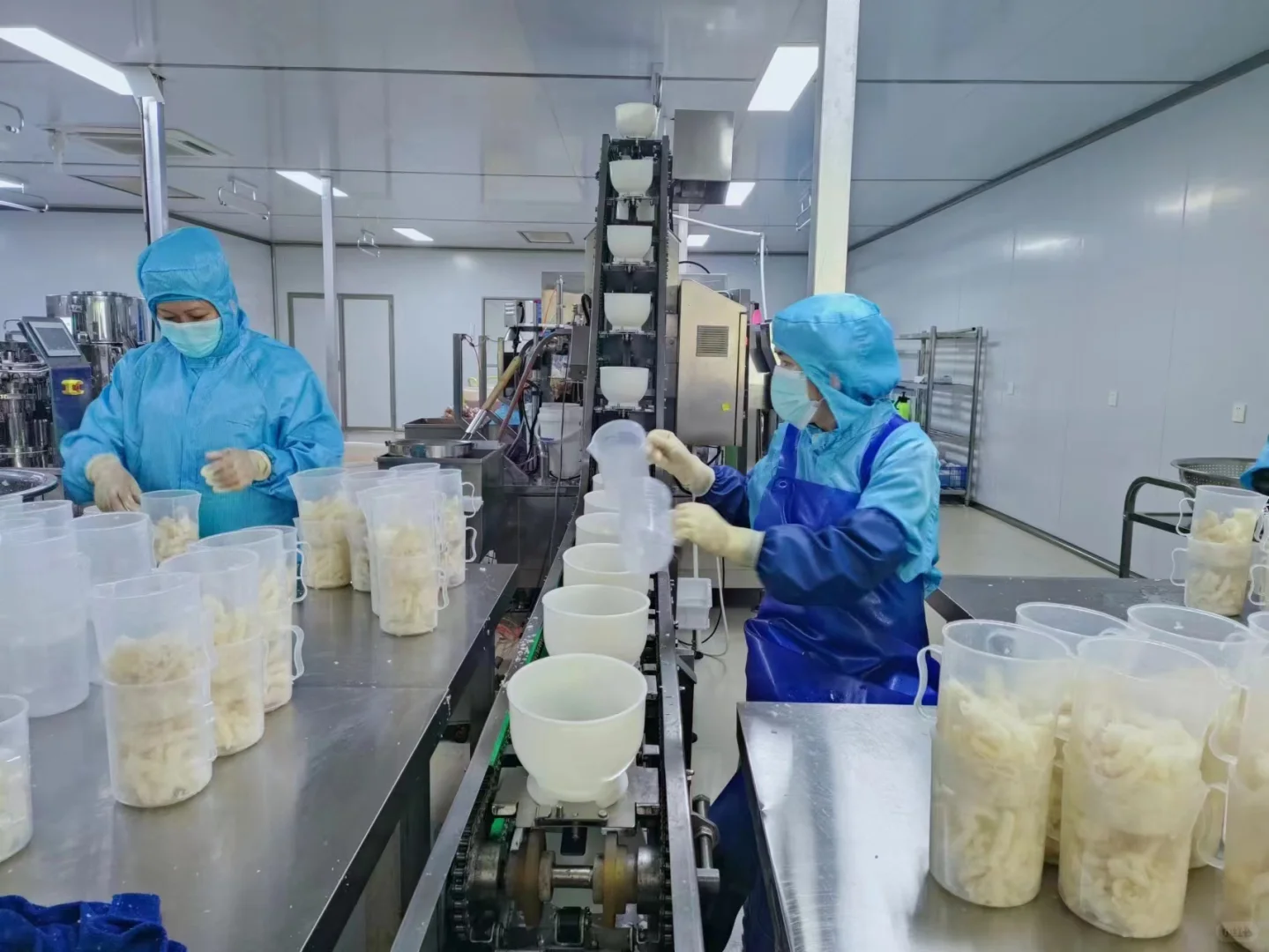 ?在无骨鸡爪工厂打工的第3月…