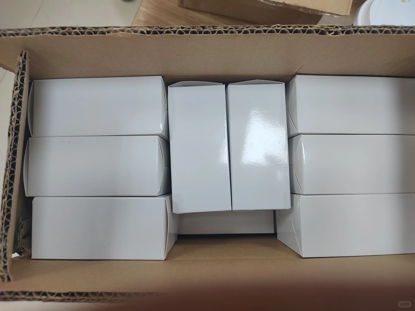 15V12A适配器出货啦！