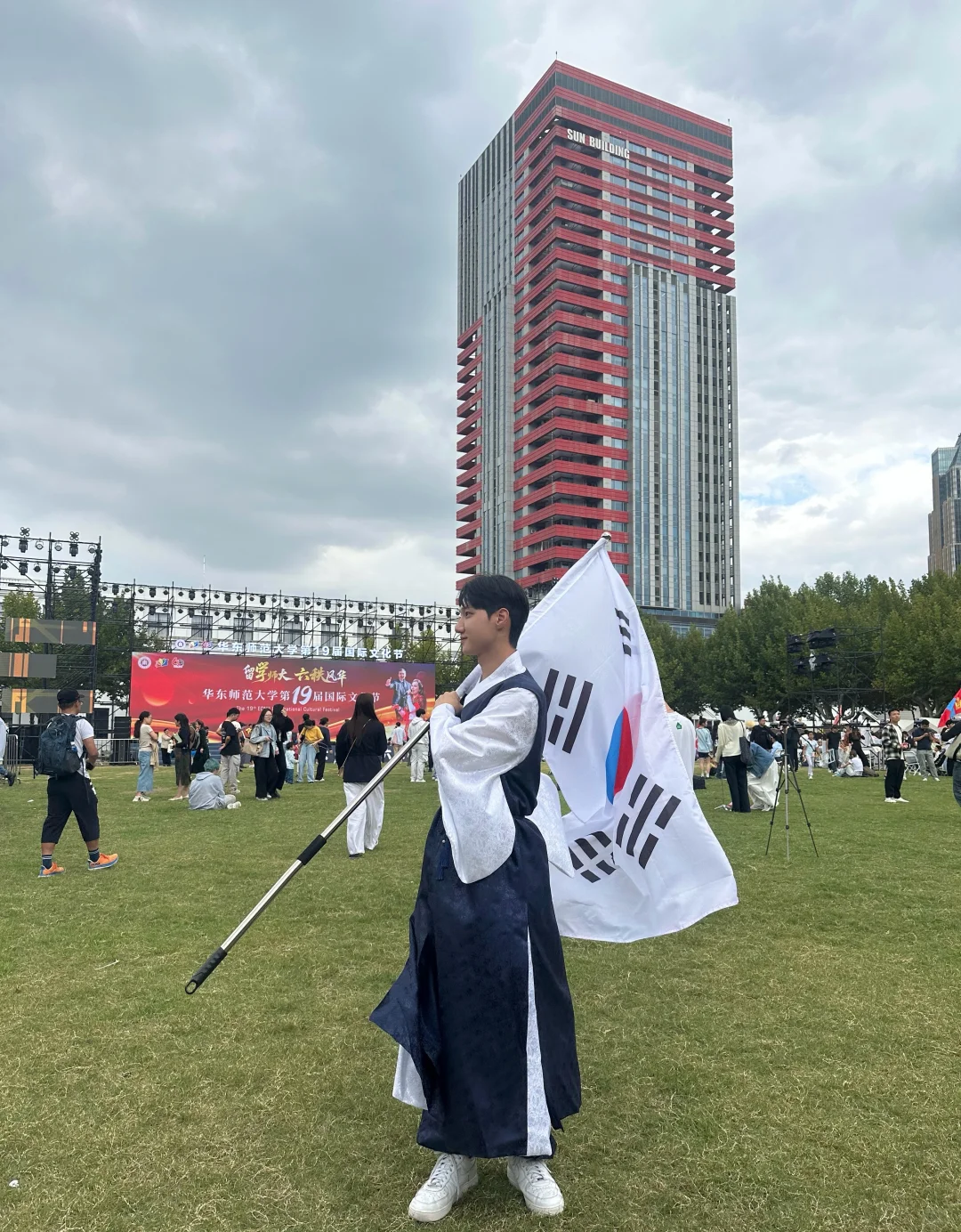 华师大国际文化节的记忆｜穿韩服的一天??