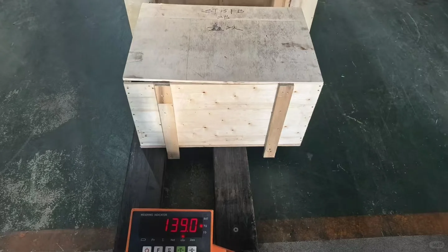 冠亚机械工业（昆山）有限公司马达出厂证