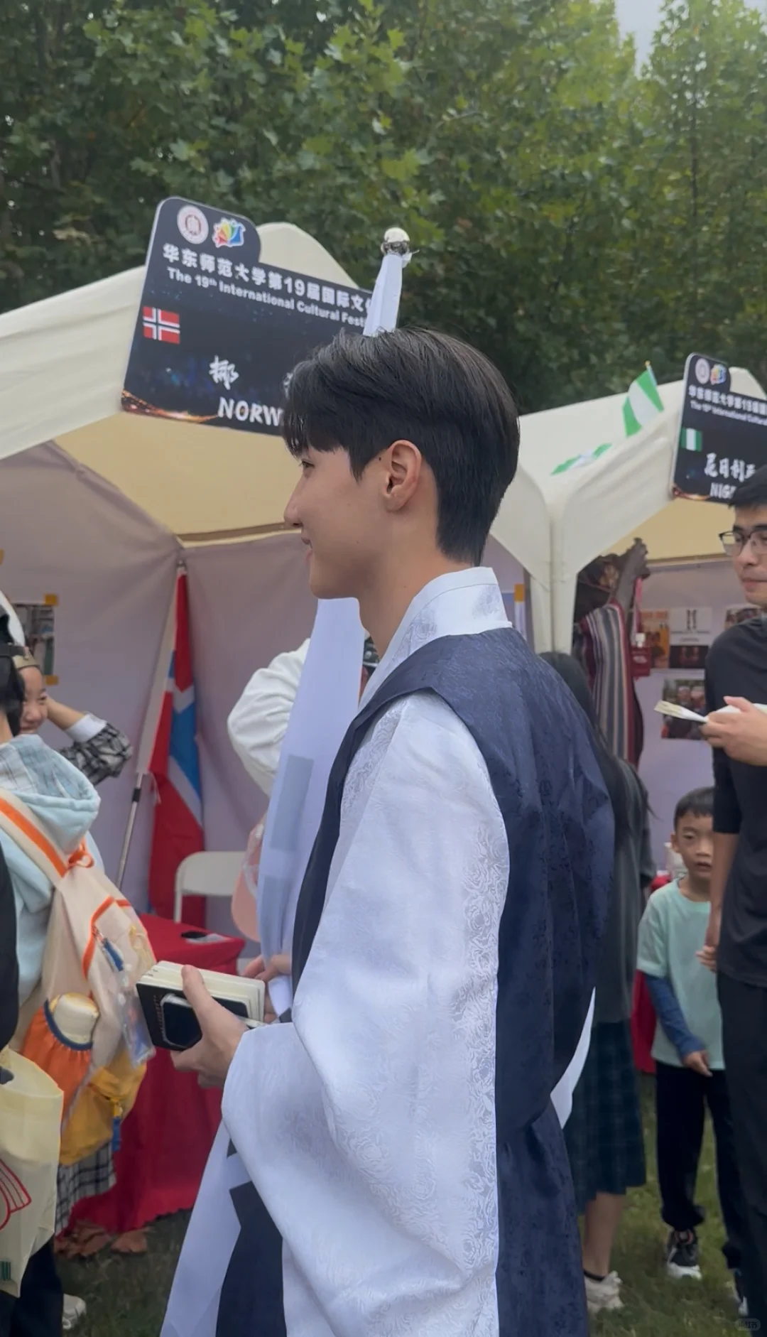 华师大国际文化节的记忆｜穿韩服的一天??