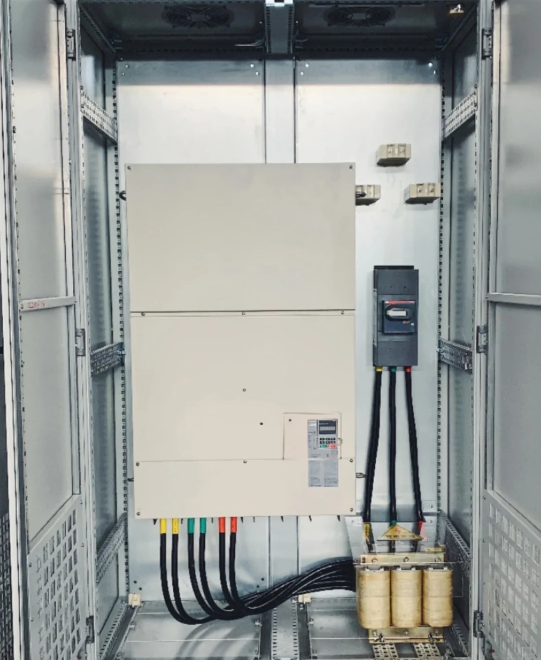 滁州PLC控制柜、电气控制柜、编程调试。