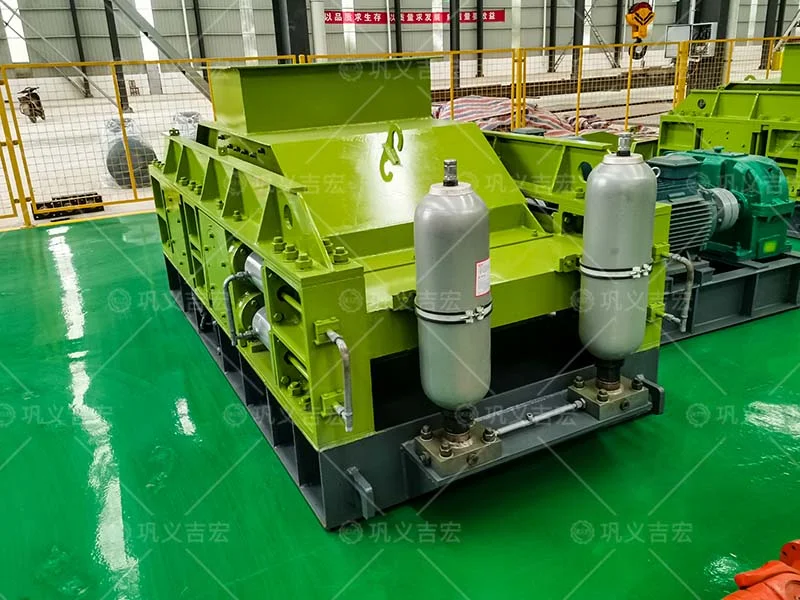 液压对辊破碎机为钢厂钢渣破碎量身打造