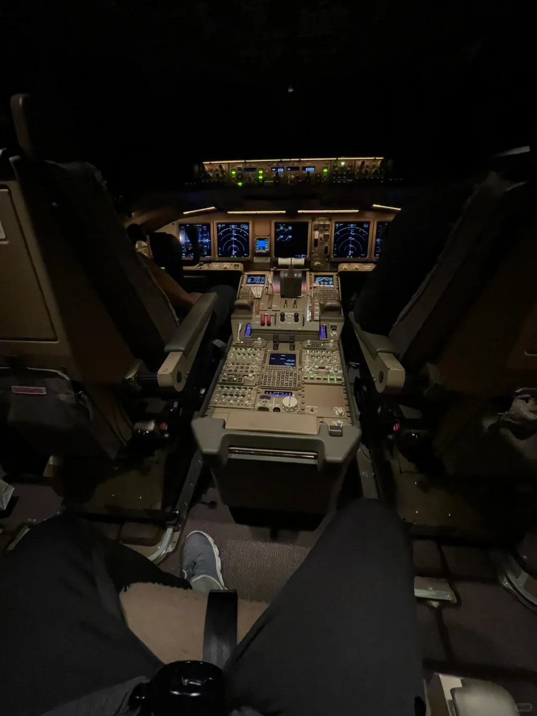 包一架777货机是什么体验？