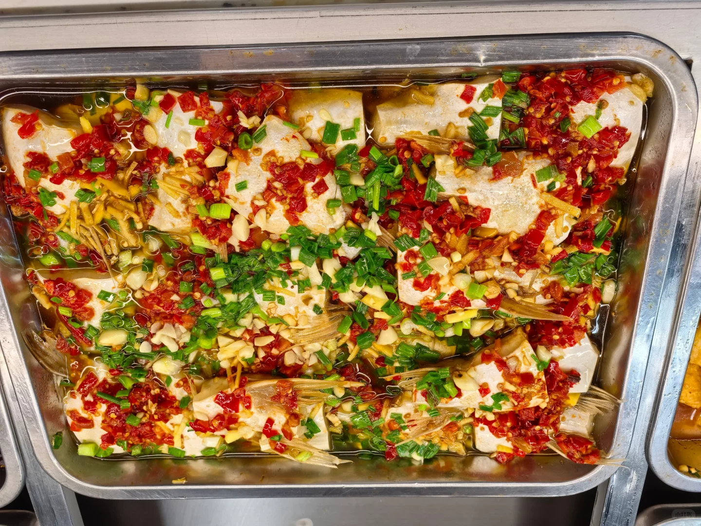 快来工厂饭堂干饭！！！