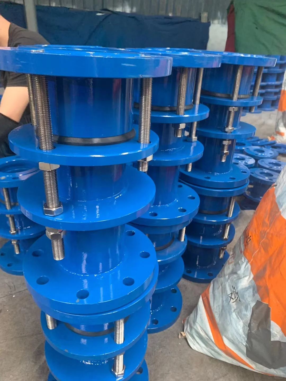 限位型泵阀伸缩节 柔性泵阀伸缩节