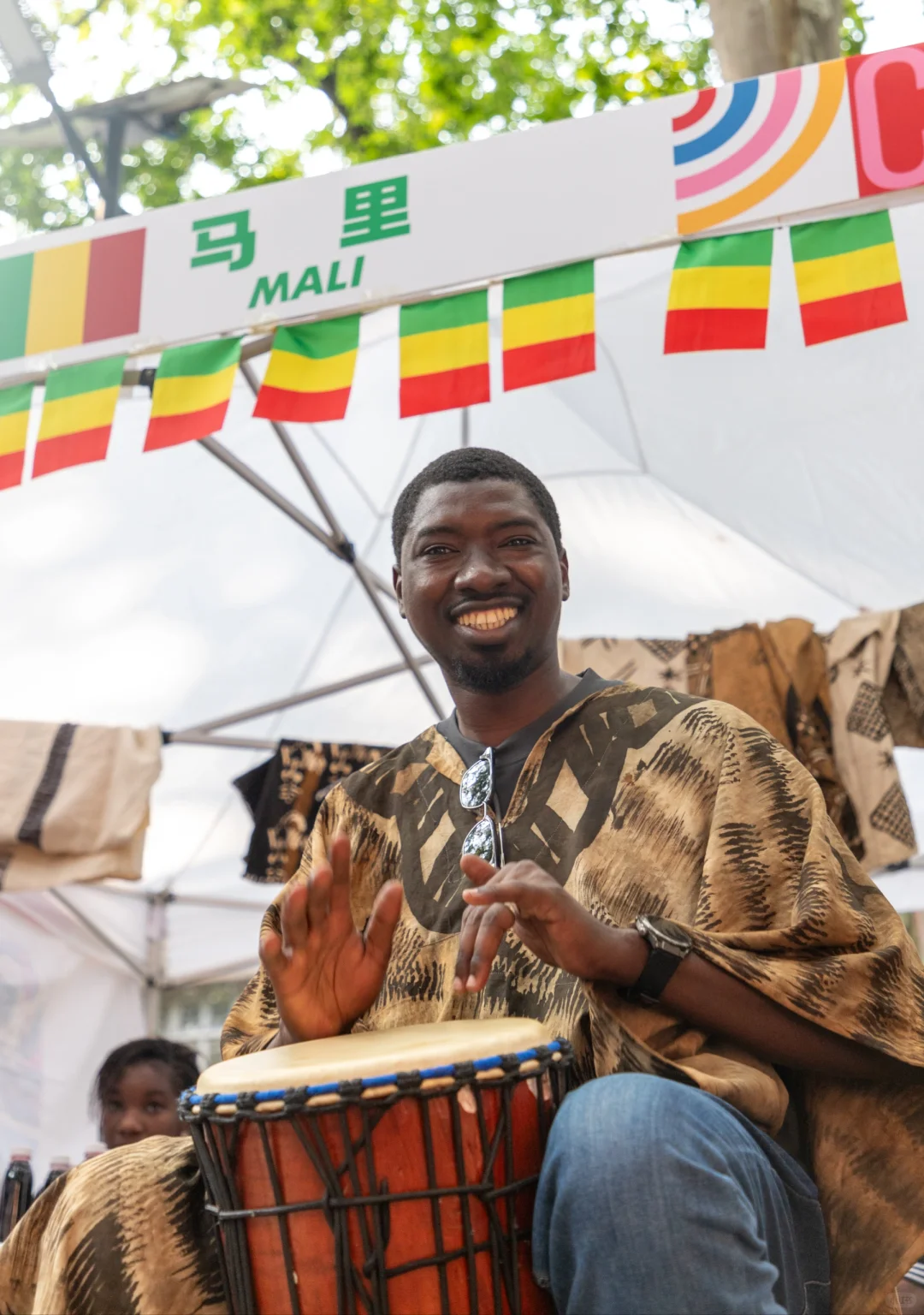 我要曝光这个国际文化节???