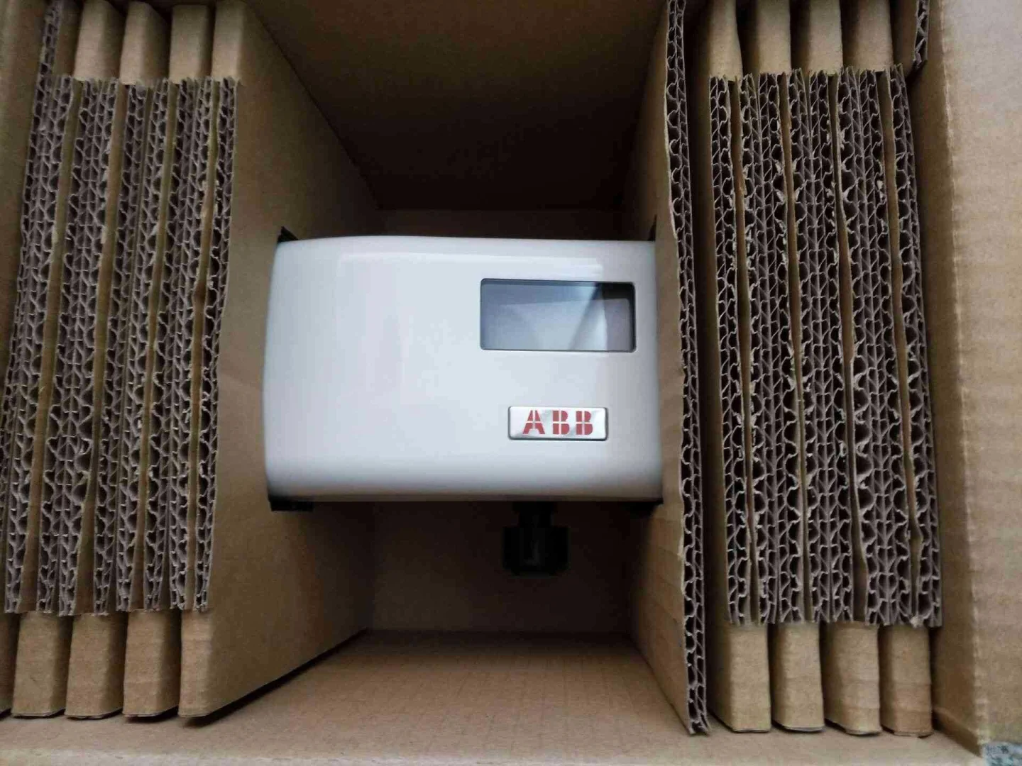 工业圈隐藏款!ABB 这个定位器太顶了?
