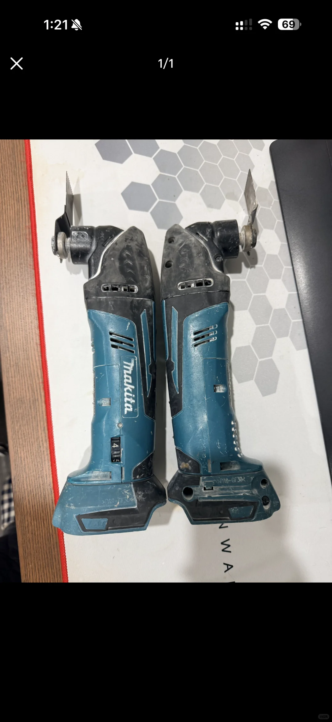 出万用宝两个，赠送新刀头，带电池